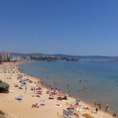 Paradiso B 208 Private Sea View شقة نيسيبار