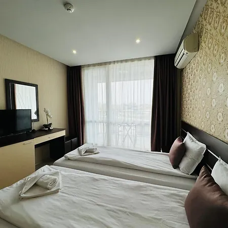 아파트 Paradiso B 208 Private Sea View 네세부르