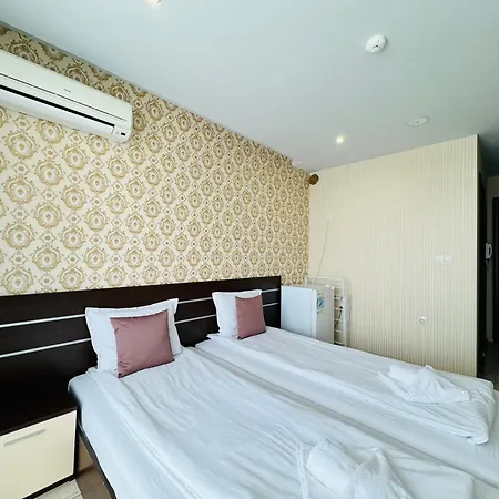 아파트 Paradiso B 208 Private Sea View