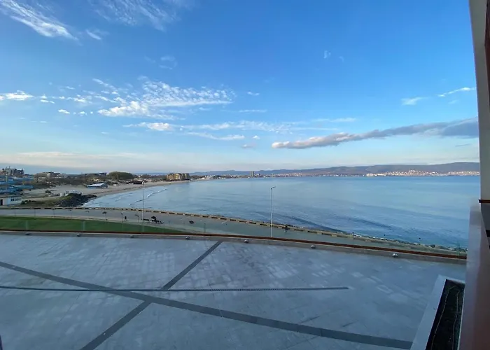 Paradiso B 208 Private Sea View * Nessebar